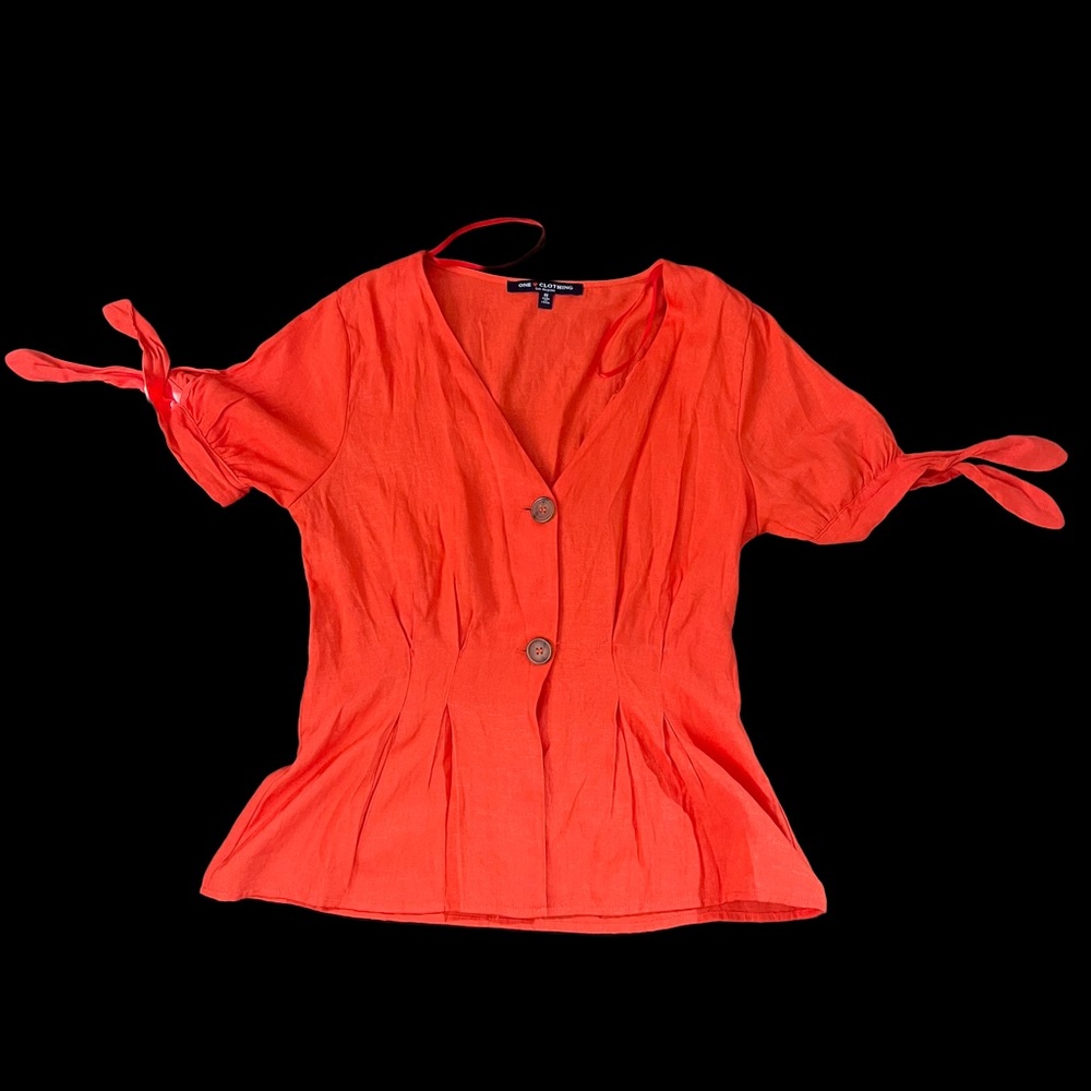 One Heart Clothing - Los Angeles Women Blouse Coral V Neck Size S
